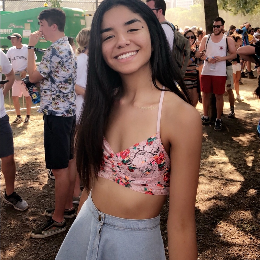 Meet your Posher, Brisa